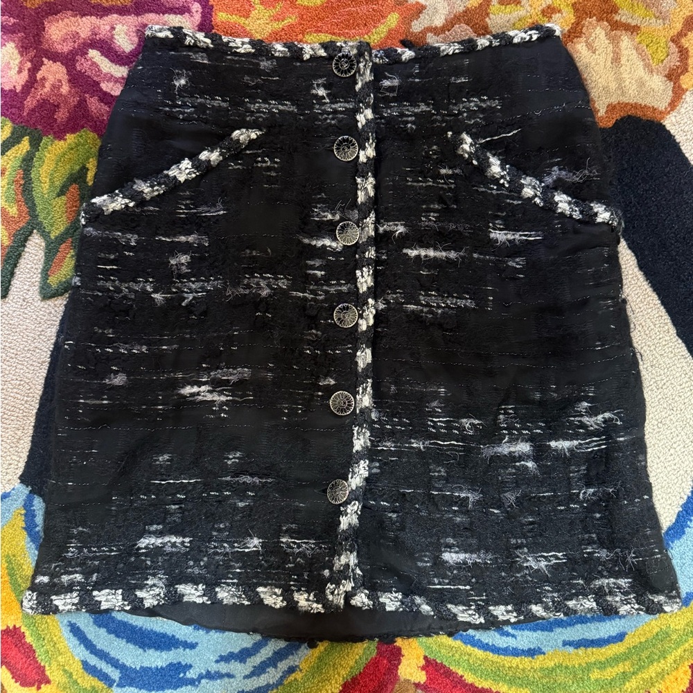 CHANEL F/W 2006 Black Tweed Skirt with Button Detail